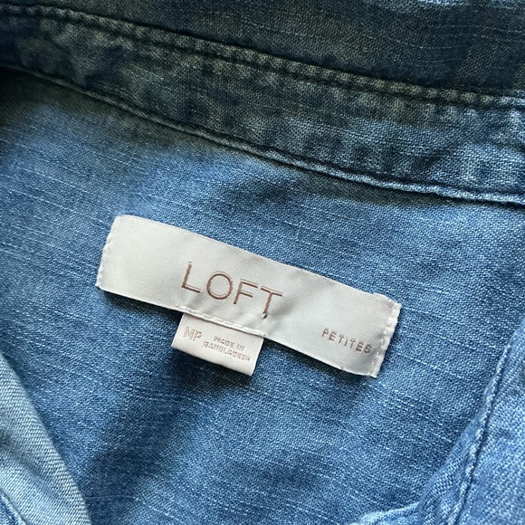 Loft Chambray Pocket Shirtdress‎ - Picture 3 of 5